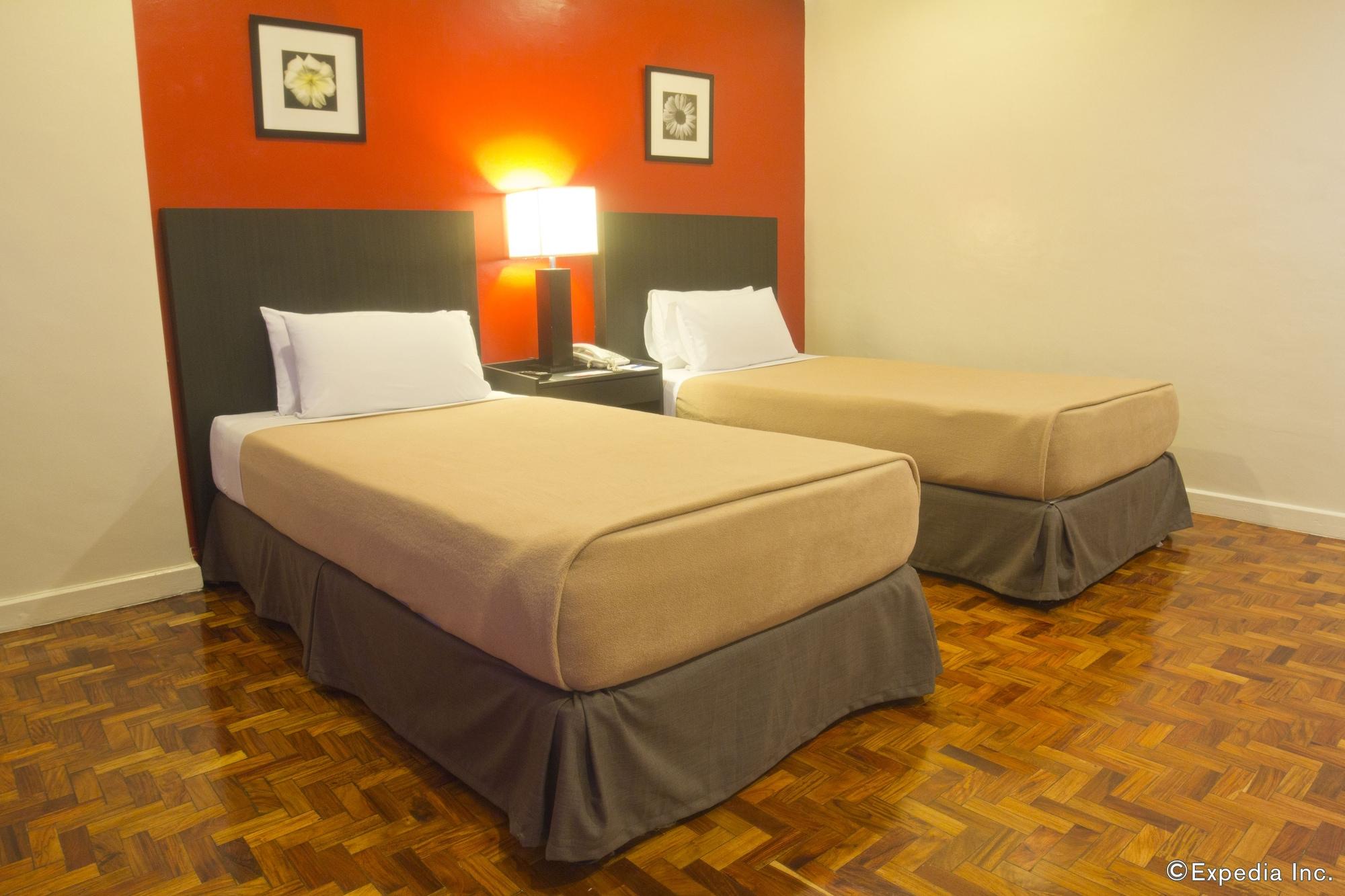 Copacabana Apartment Hotel Pasay Esterno foto