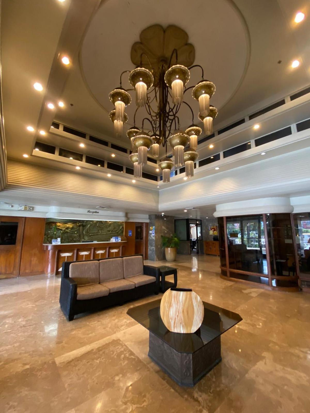 Copacabana Apartment Hotel Pasay Esterno foto