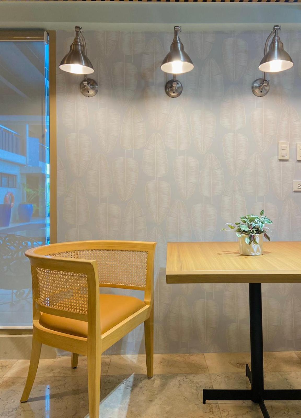 Copacabana Apartment Hotel Pasay Esterno foto