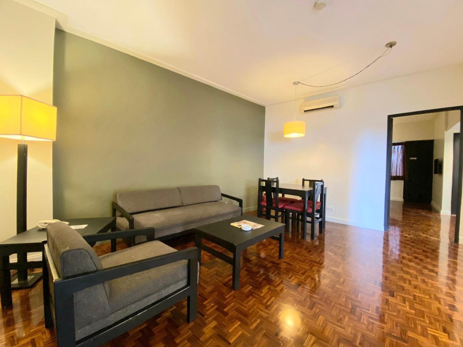Copacabana Apartment Hotel Pasay Esterno foto