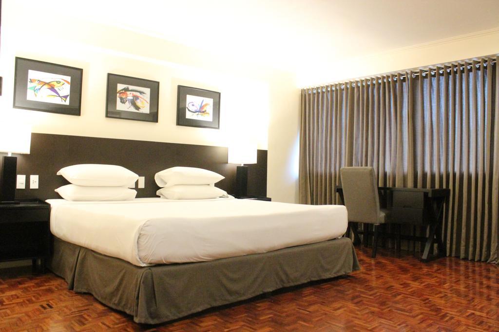Copacabana Apartment Hotel Pasay Esterno foto