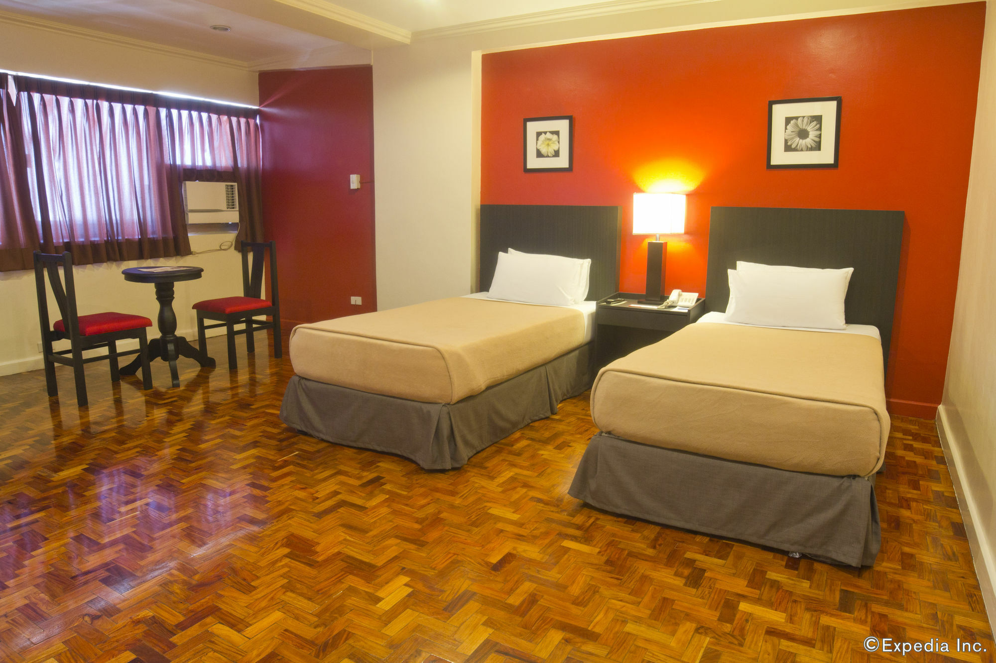 Copacabana Apartment Hotel Pasay Esterno foto