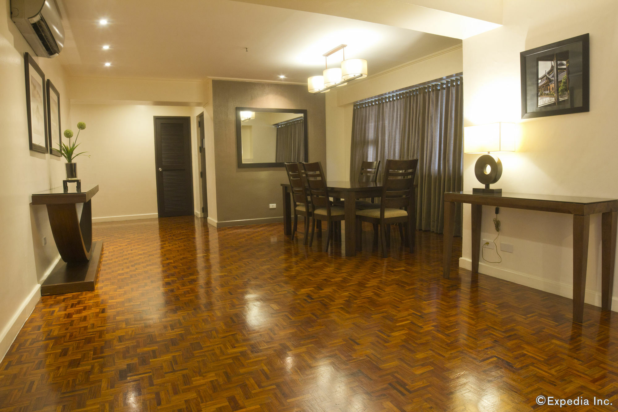 Copacabana Apartment Hotel Pasay Esterno foto